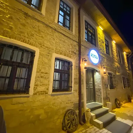 Hotel de apartamente Esila