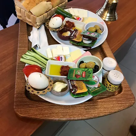 Lägenhetshotell Esila 3*