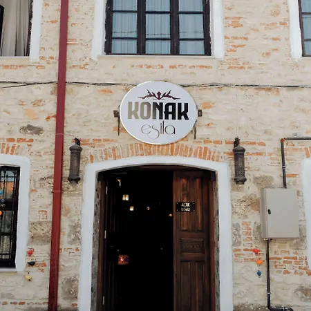 Esila Lägenhetshotell 3*