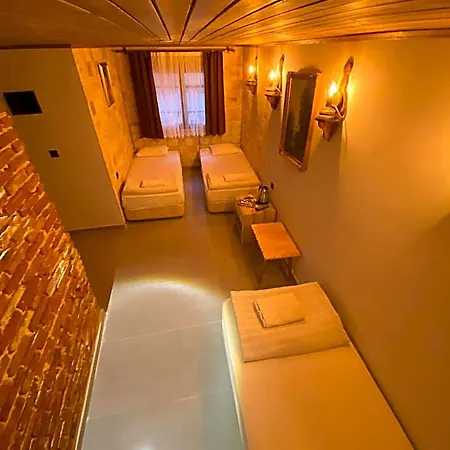 Esila Aparthotel 3*