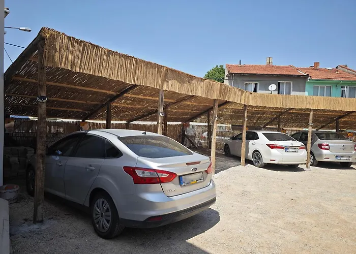 Esila Apartmanhotel Uşak